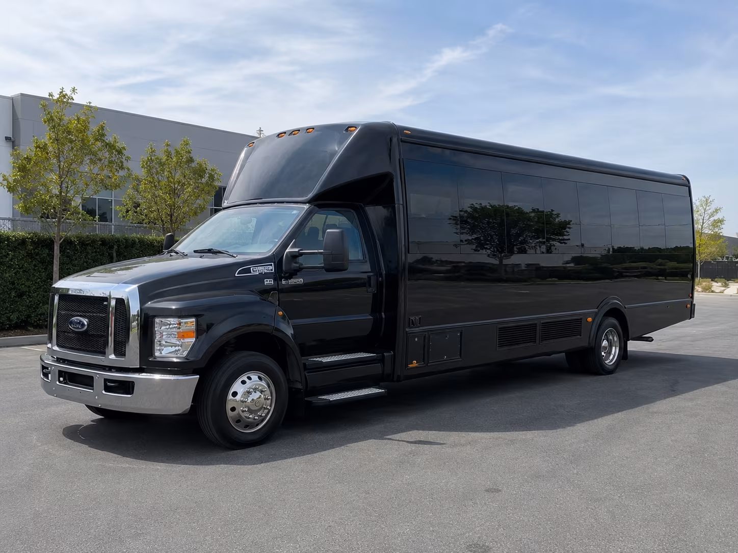 40 Passenger Party Bus Exterior