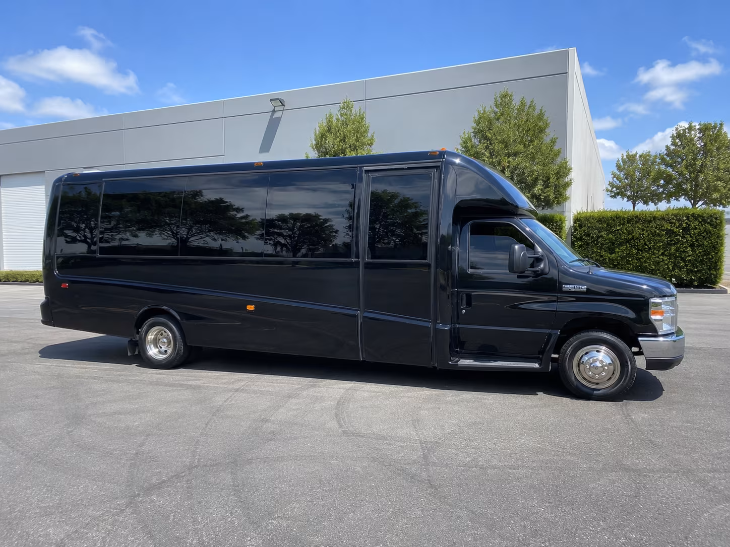 Scottsdale Birthday, Sweet 16, & Quinceañera Transportation group transportation