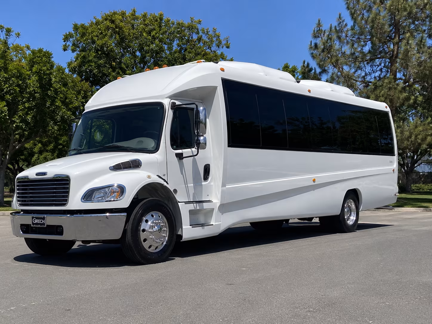 Scottsdale Birthday, Sweet 16, & Quinceañera Transportation onboard seating